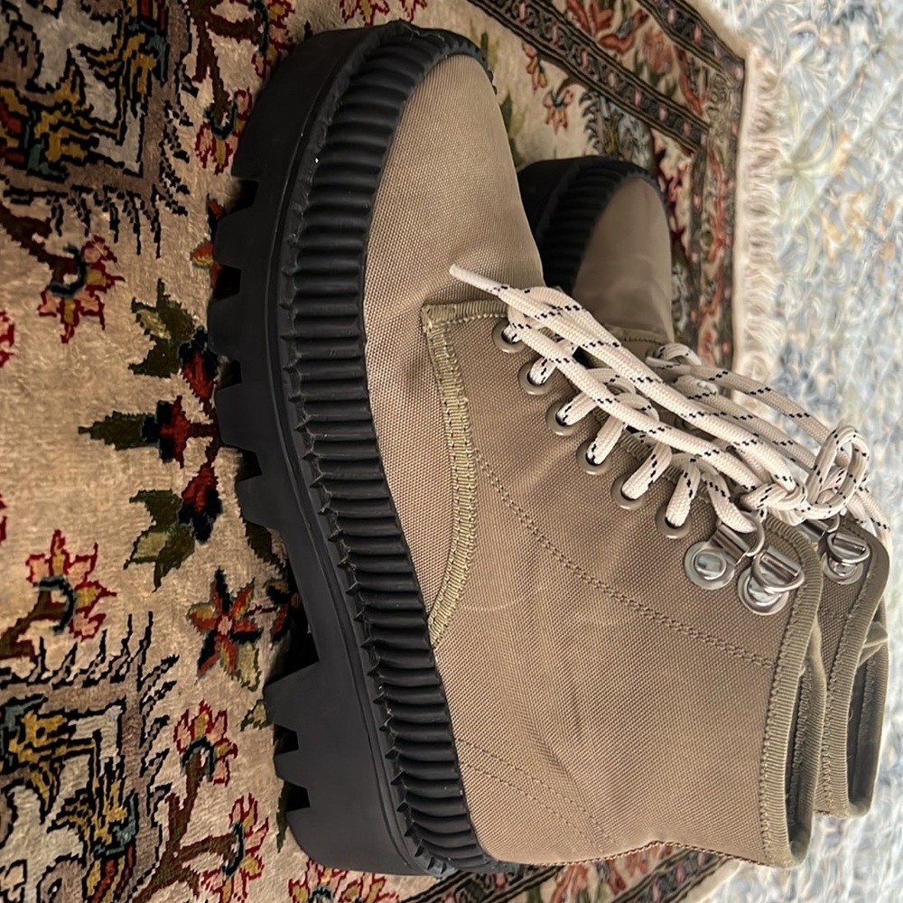 Stylish Tan Ankle Boots